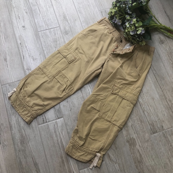 Carpenter capris Clearance